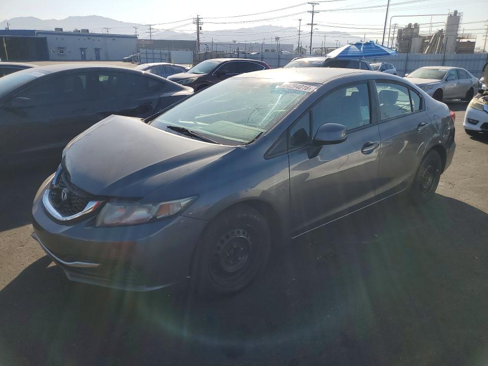 HONDA CIVIC 2013 с VIN 19XFB2F58DE208093 - Фото с аукциона