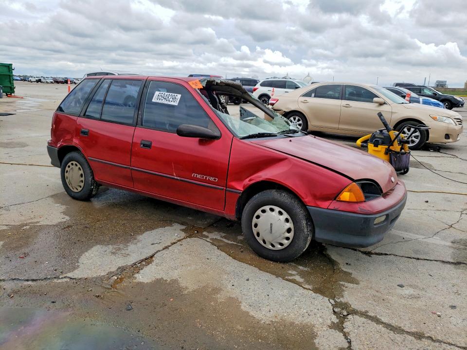 Photo 4 from auction – 1992 GEO METRO with VIN 2C1MR6469N6724578