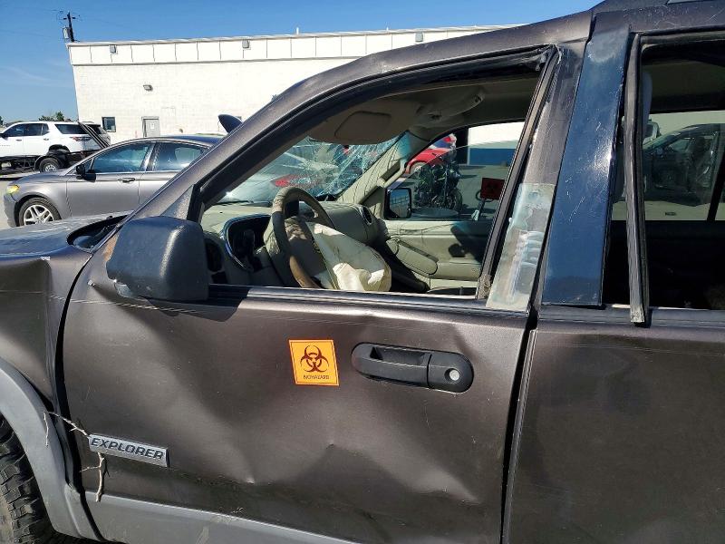Photo 7 from auction – 2006 FORD EXPLORER with VIN 1FMEU73EX6UB03028
