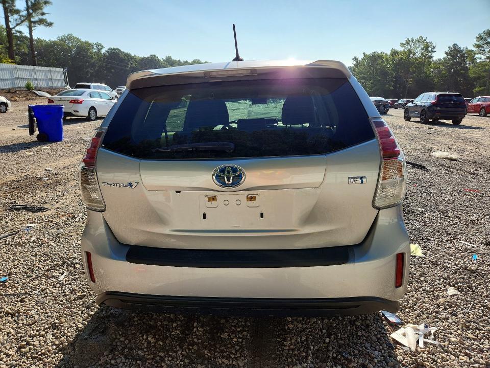 Photo 6 from auction – 2017 TOYOTA PRIUS V with VIN JTDZN3EU4HJ065574