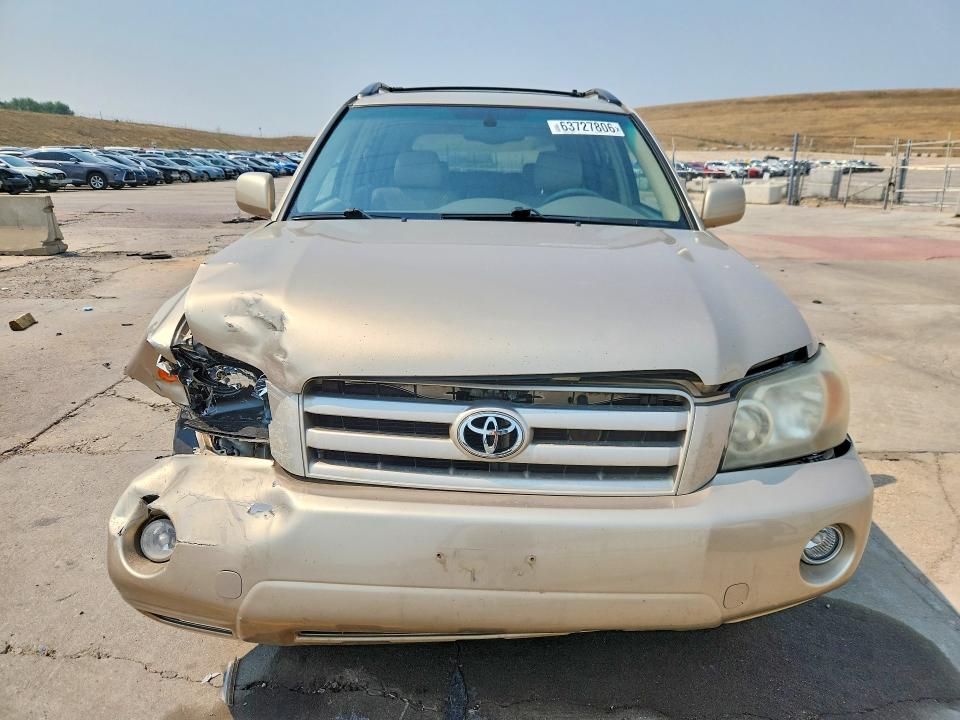 Photo 5 from auction – 2004 TOYOTA HIGHLANDER with VIN JTEEP21A440032245