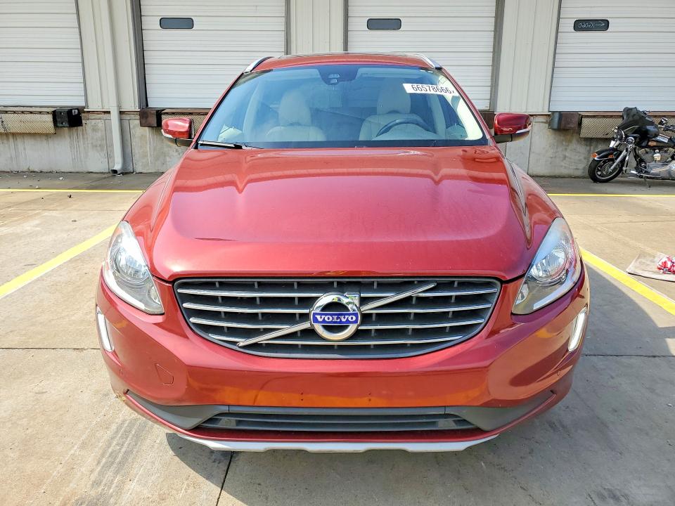 Zdjęcie 5 z aukcji – 2016 VOLVO XC60 z VIN YV4612RK4G2865119