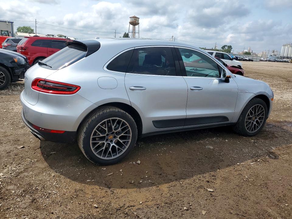 Photo 3 from auction – 2016 PORSCHE MACAN with VIN WP1AB2A56GLB44700