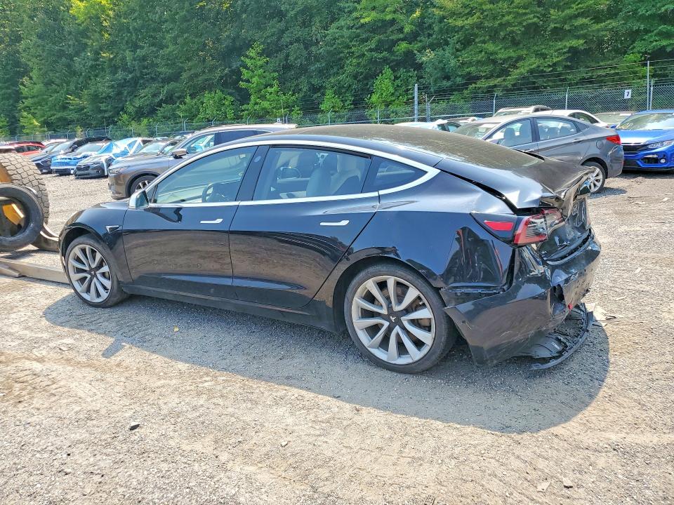 Photo 2 from auction – 2018 TESLA MODEL 3 with VIN 5YJ3E1EB0JF097072
