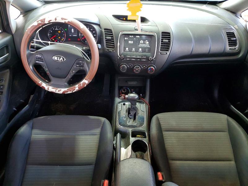 Photo 8 from auction – 2018 KIA FORTE LX with VIN 3KPFL4A78JE174931