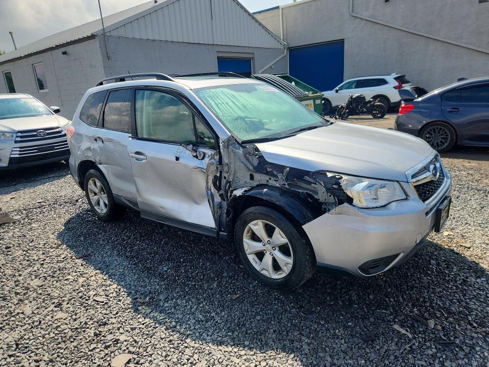 Photo 4 from auction – 2014 SUBARU FORESTER with VIN JF2SJAECXEH526919
