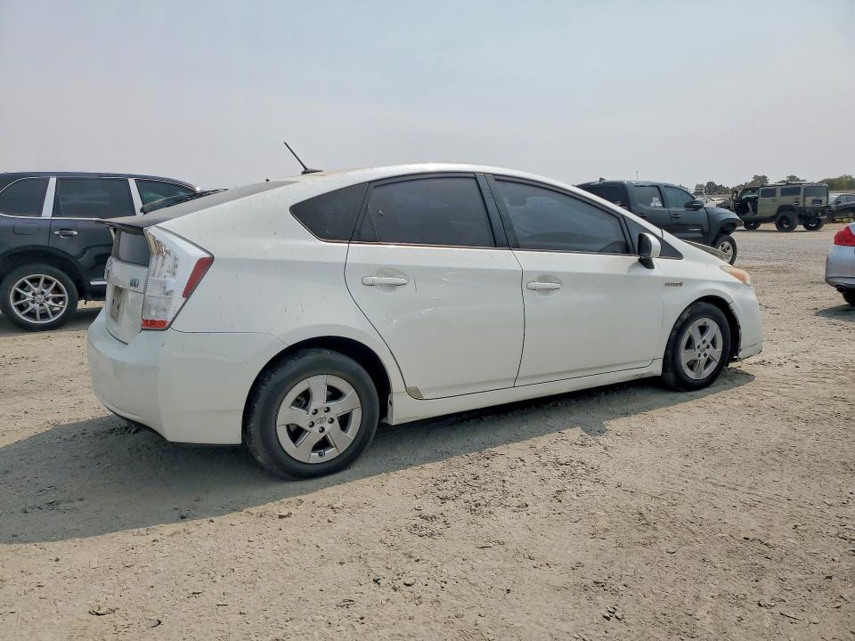 Снимка 3 от търг – 2011 TOYOTA PRIUS с VIN JTDKN3DU8B0297594