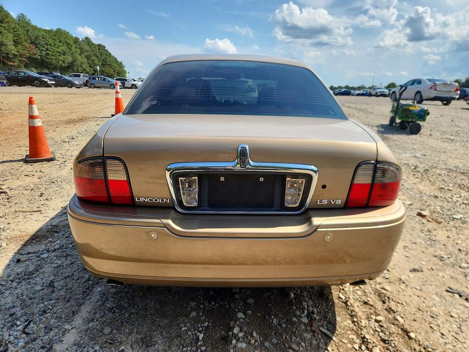 Photo 6 from auction – 2005 LINCOLN LS with VIN 1LNHM87A25Y615979