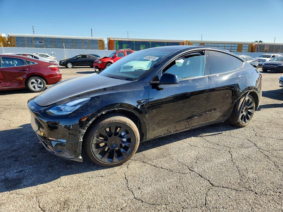 TESLA MODEL Y 2023 with VIN 7SAYGDEE7PA051243 - Photo from auction