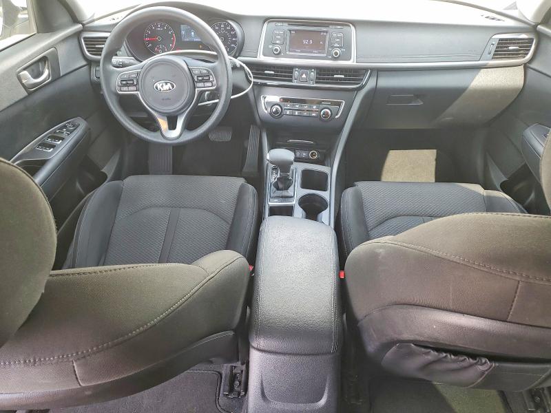 Photo 8 from auction – 2016 KIA OPTIMA with VIN 5XXGT4L35GG053188