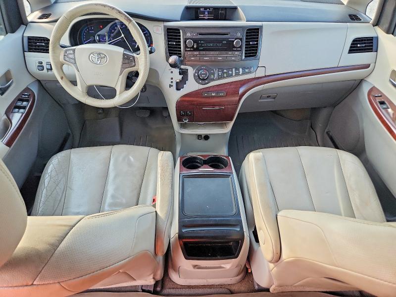 Photo 8 from auction – 2013 TOYOTA SIENNA with VIN 5TDYK3DC8DS399472