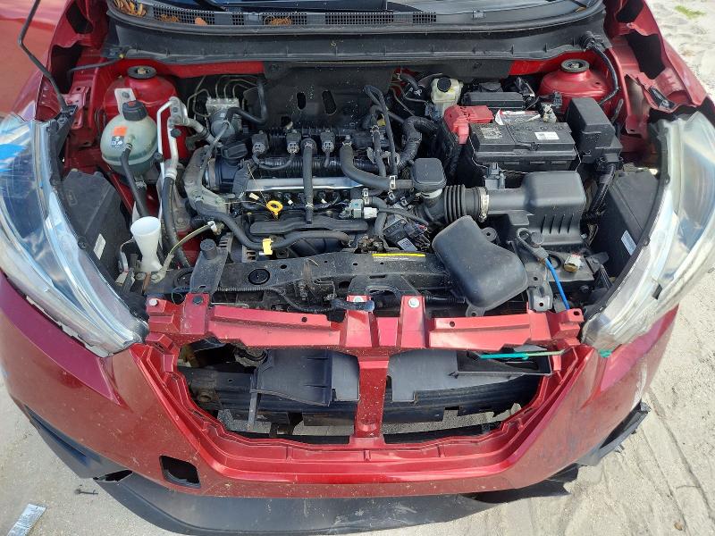 Снимка 12 от търг – 2018 NISSAN KICKS с VIN 3N1CP5CU7JL514911