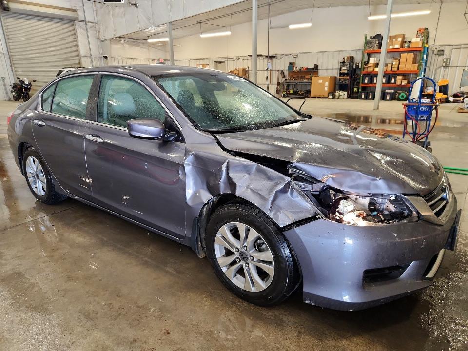 Photo 4 from auction – 2013 HONDA ACCORD with VIN 1HGCR2F30DA210616