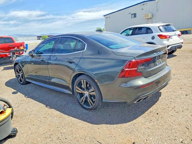Photo 2 from auction – 2022 VOLVO S60 with VIN 7JRBR0FL6NG163039