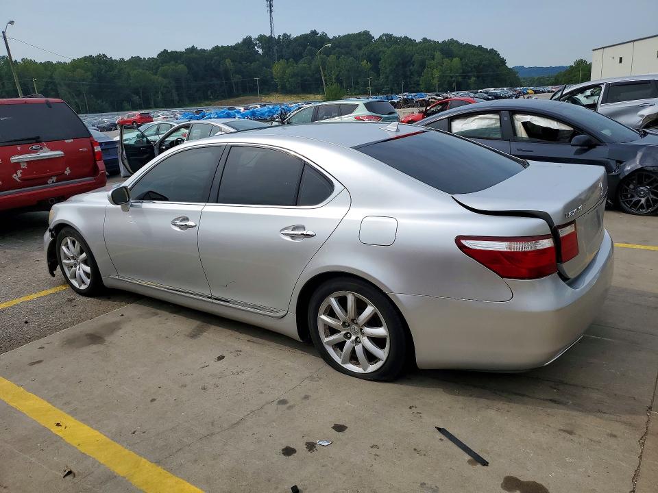 صورة رقم 2 من المزاد - 2008 LEXUS LS مع VIN JTHBL46F685074541