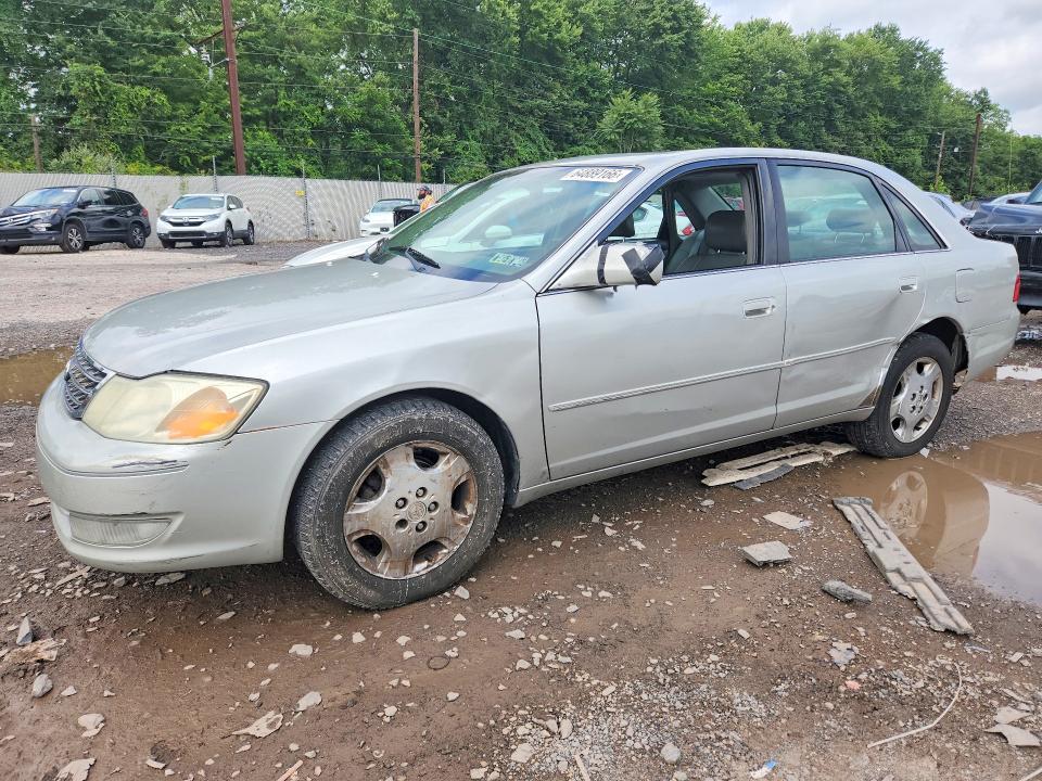 TOYOTA AVALON 2004 with VIN 4T1BF28B04U381934 - Photo from auction