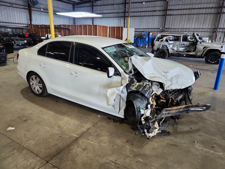 Photo 4 from auction – 2017 VOLKSWAGEN JETTA with VIN 3VW2B7AJ7HM364022