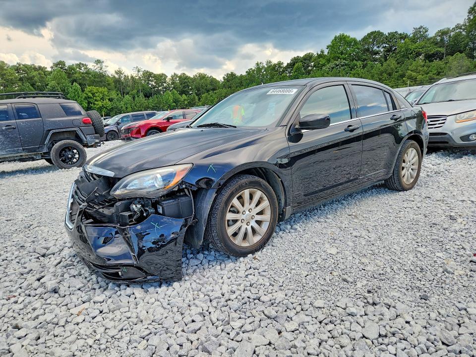 CHRYSLER 200 2013 with VIN 1C3CCBBB1DN598658 - Photo from auction