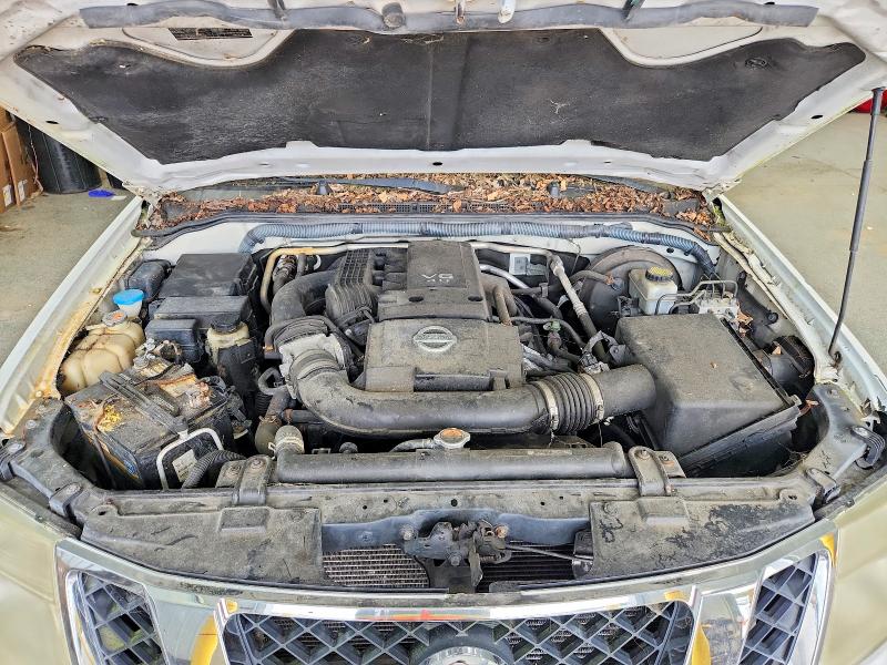 Photo 12 from auction – 2011 NISSAN PATHFINDER with VIN 5N1AR1NB8BC630601