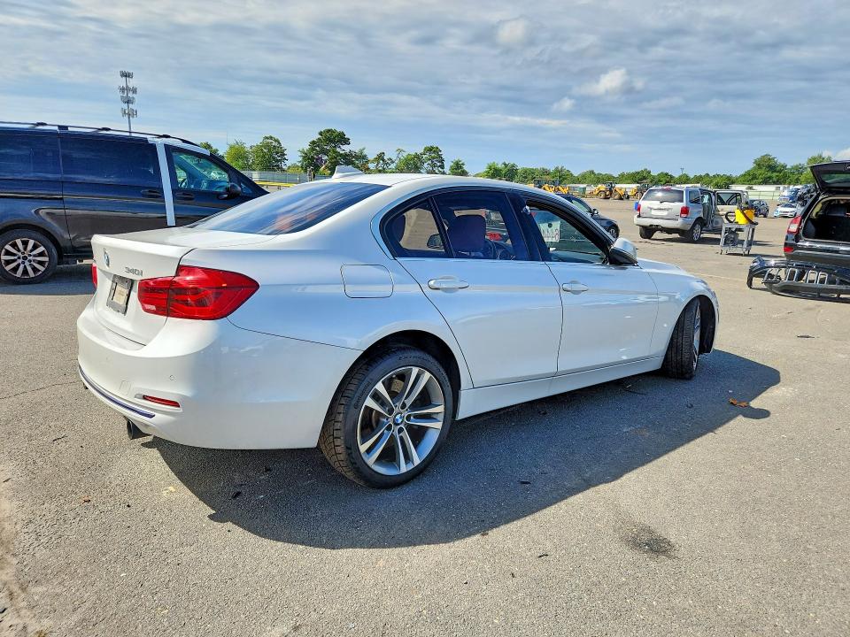 Photo 3 from auction – 2016 BMW 340 with VIN WBA8B7G53GNT95583