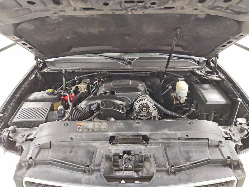 Photo 12 from auction – 2011 CHEVROLET TAHOE with VIN 1GNSCAE06BR375704