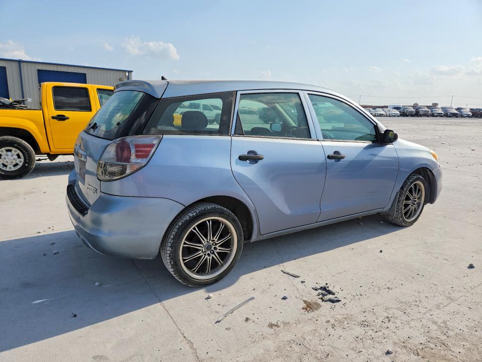 Photo 3 from auction – 2005 TOYOTA MATRIX with VIN 2T1KR32E05C436191