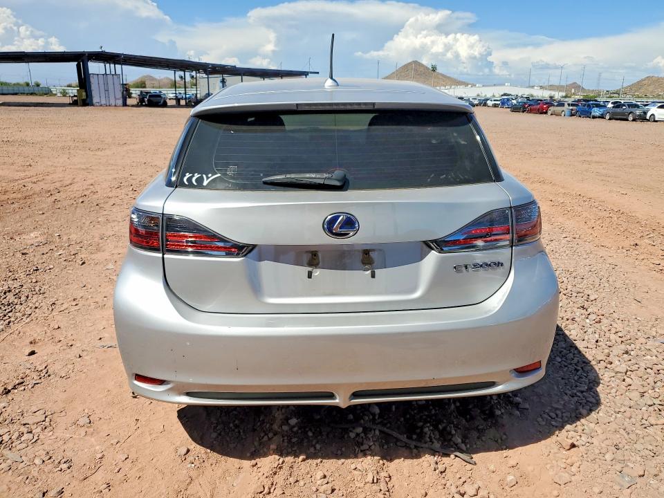 Photo 6 from auction – 2012 LEXUS CT with VIN JTHKD5BH3C2109685