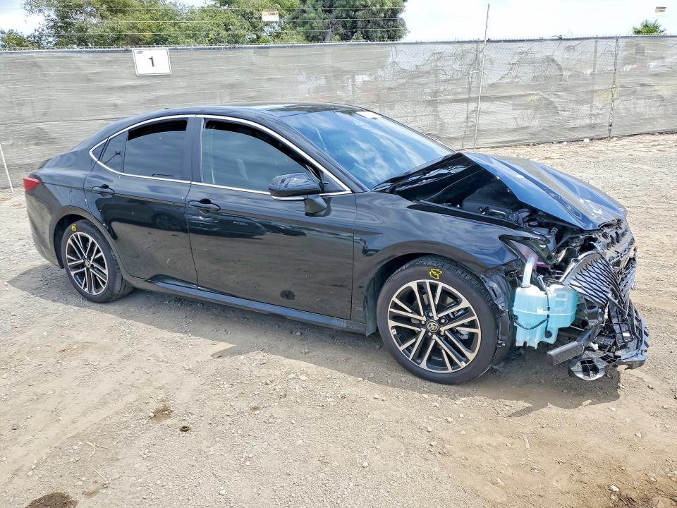 Photo 4 from auction – 2026 TOYOTA CAMRY with VIN 4T1DAACK1TU311852