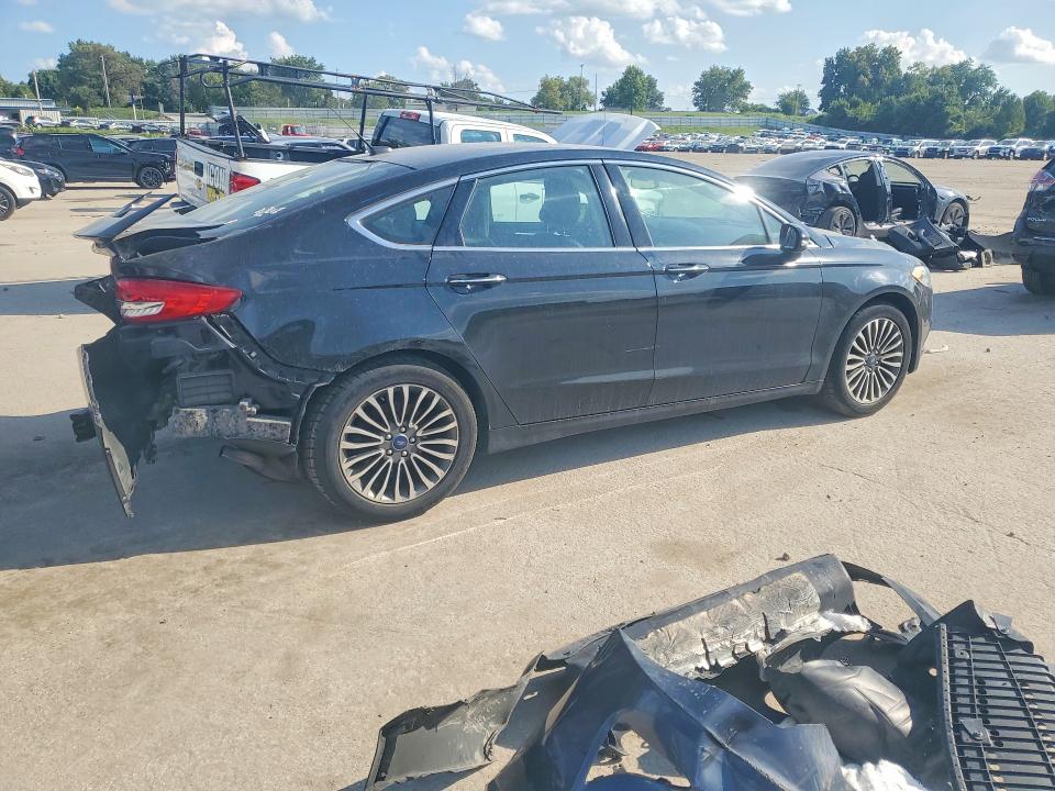 Photo 3 from auction – 2017 FORD FUSION with VIN 3FA6P0K97HR158855