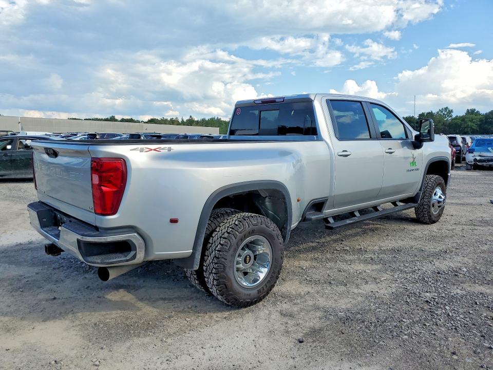 Photo 3 from auction – 2023 CHEVROLET SILVERADO with VIN 1GC4YTEY6PF182241