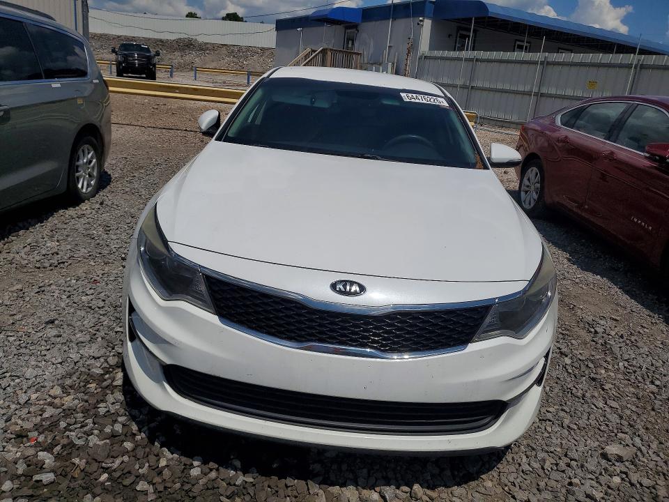 Photo 5 from auction – 2016 KIA OPTIMA with VIN 5XXGT4L31GG036596