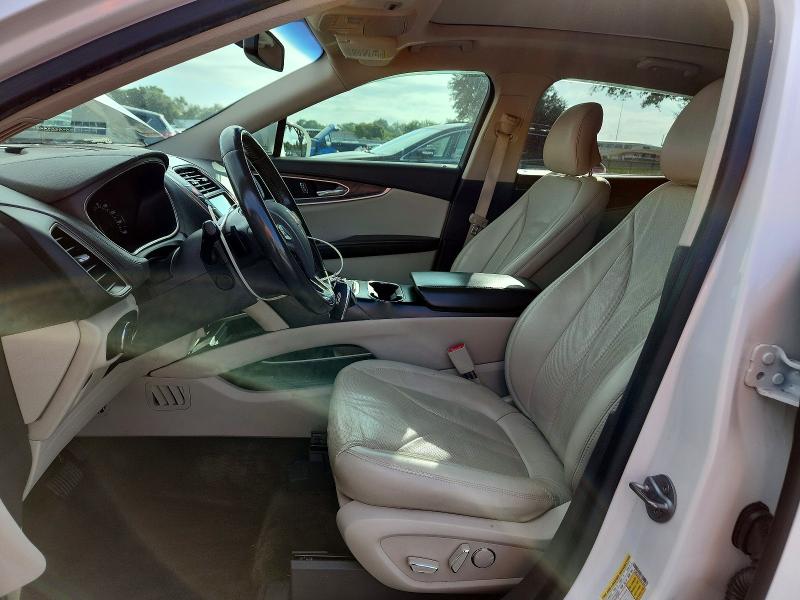 Photo 7 from auction – 2018 LINCOLN MKX with VIN 2LMPJ6LR3JBL29090