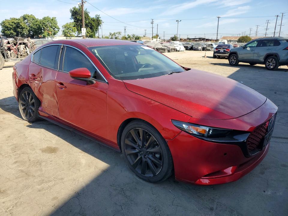 Photo 4 from auction – 2019 MAZDA 3 with VIN JM1BPBAM6K1144652