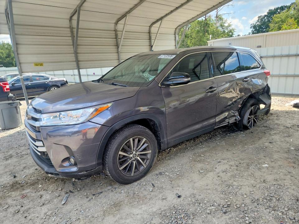 Photo 1 from auction – 2019 TOYOTA HIGHLANDER with VIN 5TDKZRFH6KS558113