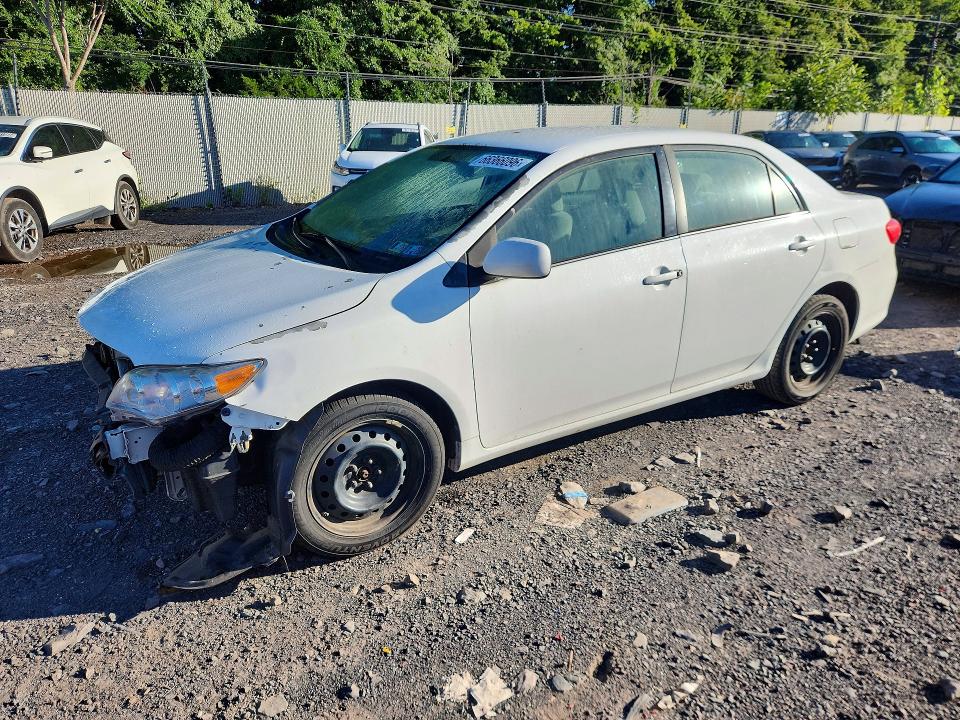 TOYOTA COROLLA 2013 with VIN 5YFBU4EE0DP165194 - Photo from auction