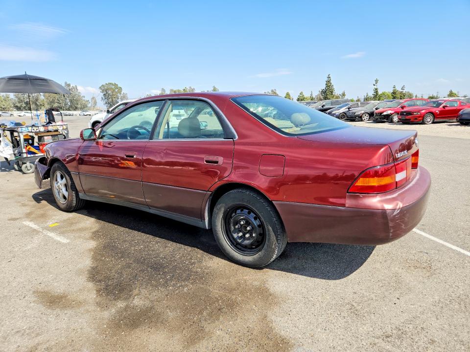 Photo 2 from auction – 1999 LEXUS ES with VIN JT8BF28G0X0181713