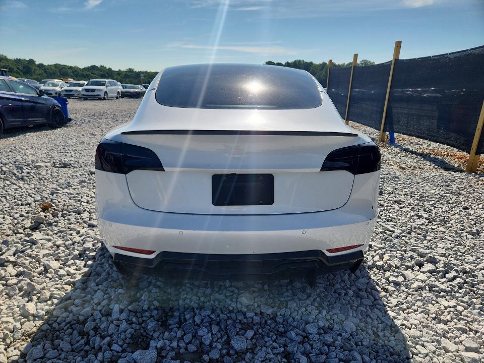 صورة رقم 6 من المزاد - 2021 TESLA MODEL 3 مع VIN 5YJ3E1EA5MF978104