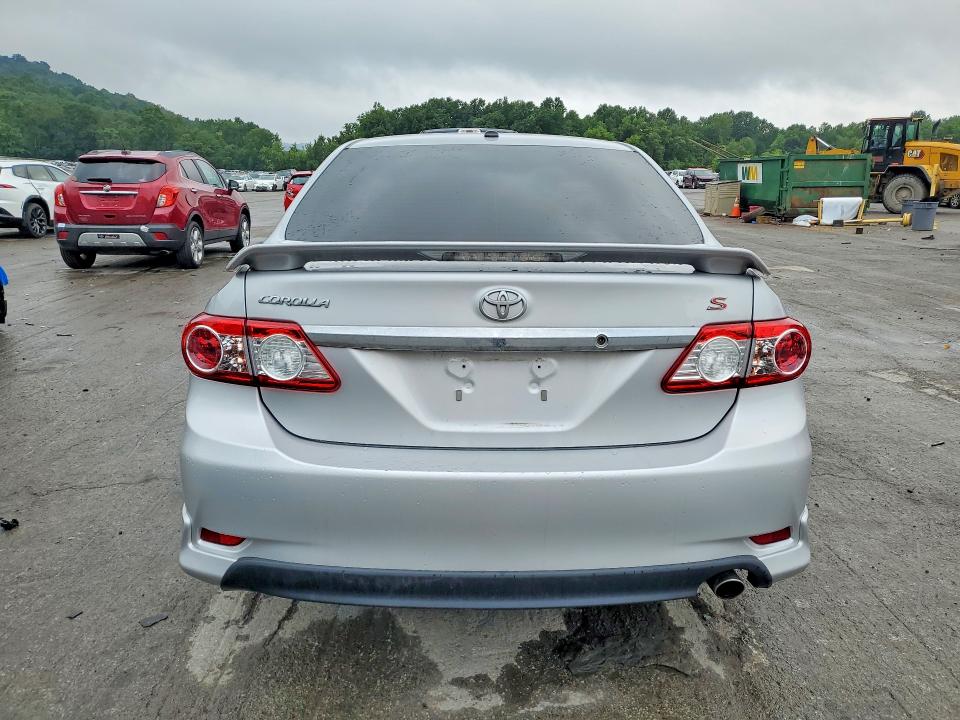 Photo 6 from auction – 2013 TOYOTA COROLLA with VIN 2T1BU4EE9DC063019