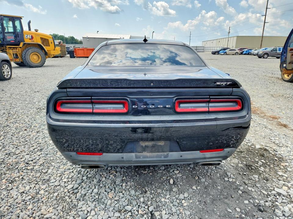 Photo 6 from auction – 2016 DODGE CHALLENGER with VIN 2C3CDZDJ3GH117543