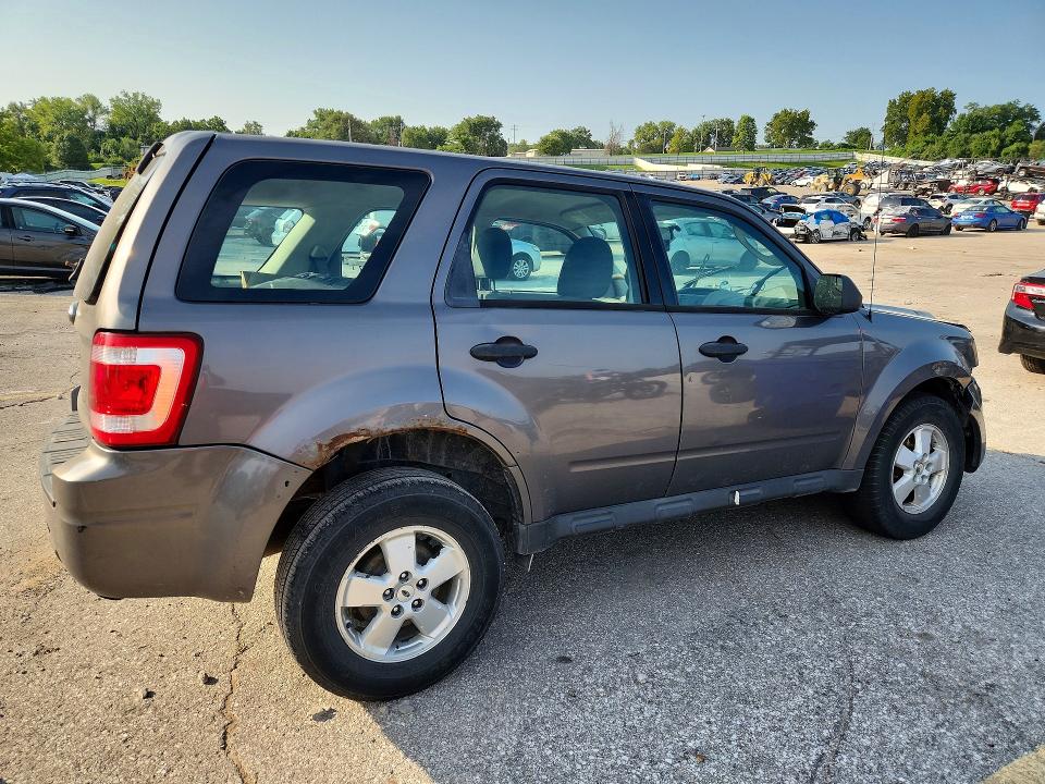 Снимка 3 от търг – 2012 FORD ESCAPE с VIN 1FMCU0C73CKB28117