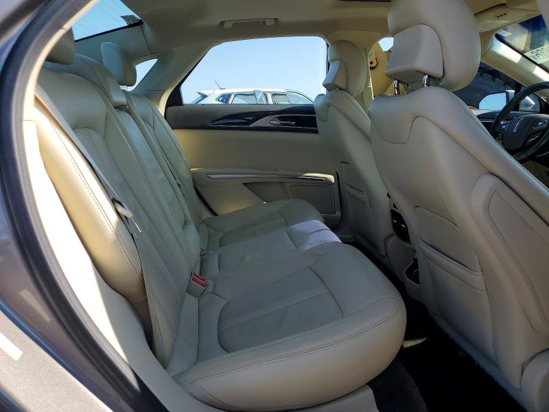 Photo 10 from auction – 2015 LINCOLN MKZ with VIN 3LN6L2LU6FR621226