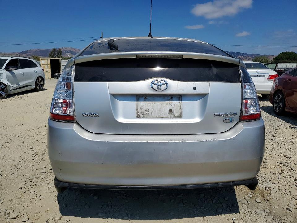 Photo 6 from auction – 2005 TOYOTA PRIUS with VIN JTDKB20UX53092726