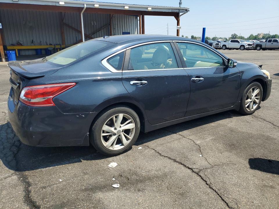 Photo 3 from auction – 2013 NISSAN ALTIMA with VIN 1N4AL3AP1DN475017