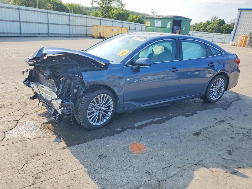 TOYOTA AVALON 2020 with VIN 4T1D21FB5LU018710 - Photo from auction