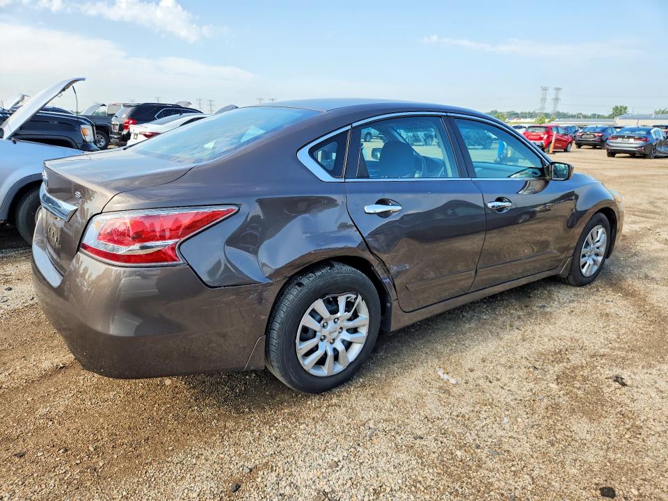 Photo 3 from auction – 2015 NISSAN ALTIMA with VIN 1N4AL3AP5FN363193