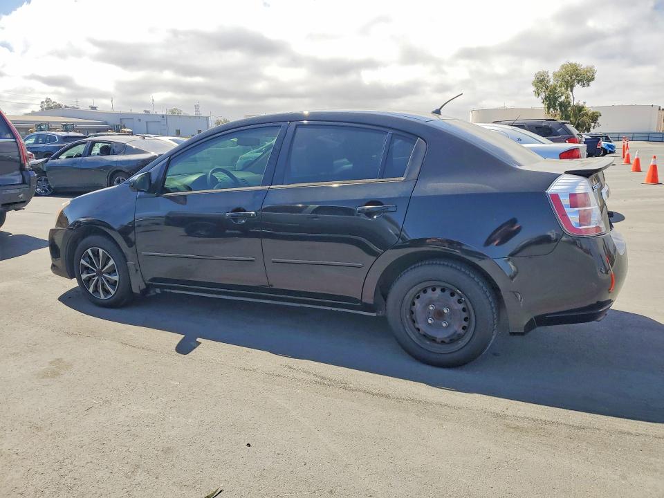 Photo 2 from auction – 2011 NISSAN SENTRA with VIN 3N1AB6AP4BL680927
