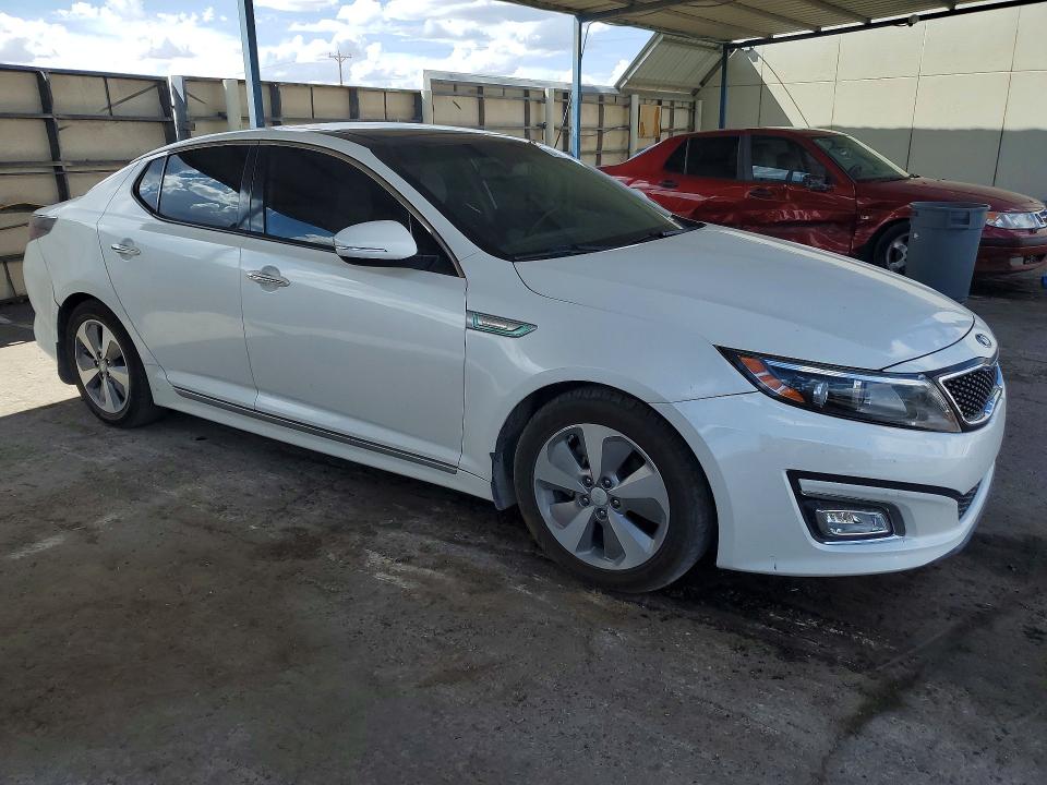Photo 4 from auction – 2016 KIA OPTIMA with VIN KNAGN4AD6G5098387