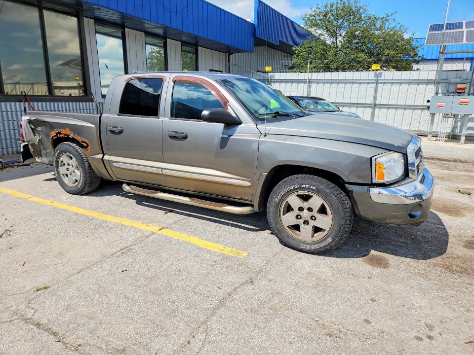 Photo 4 from auction – 2005 DODGE DAKOTA with VIN 1D7HW58N85S204660