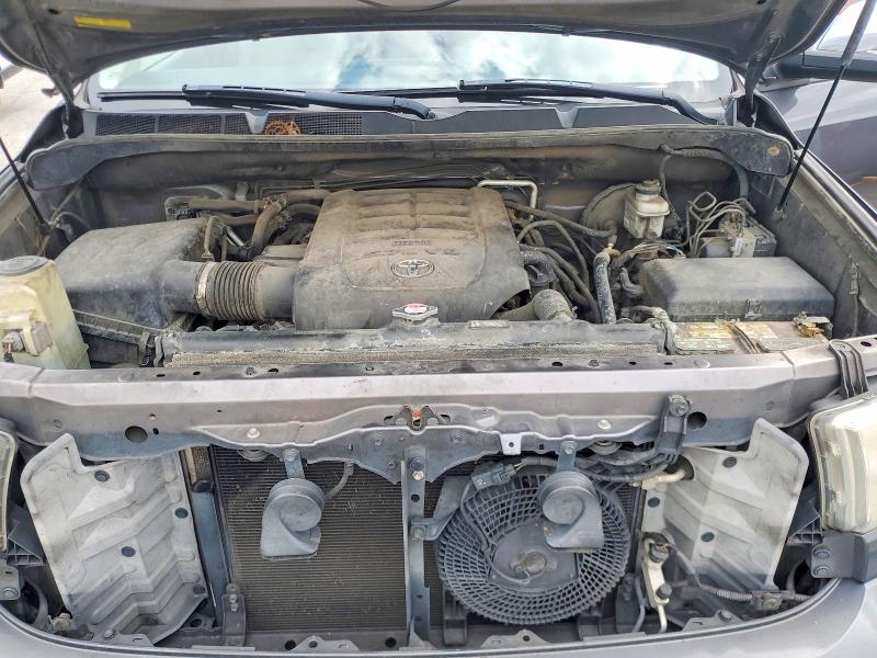 Photo 11 from auction – 2013 TOYOTA SEQUOIA with VIN 5TDYY5G14DS045968