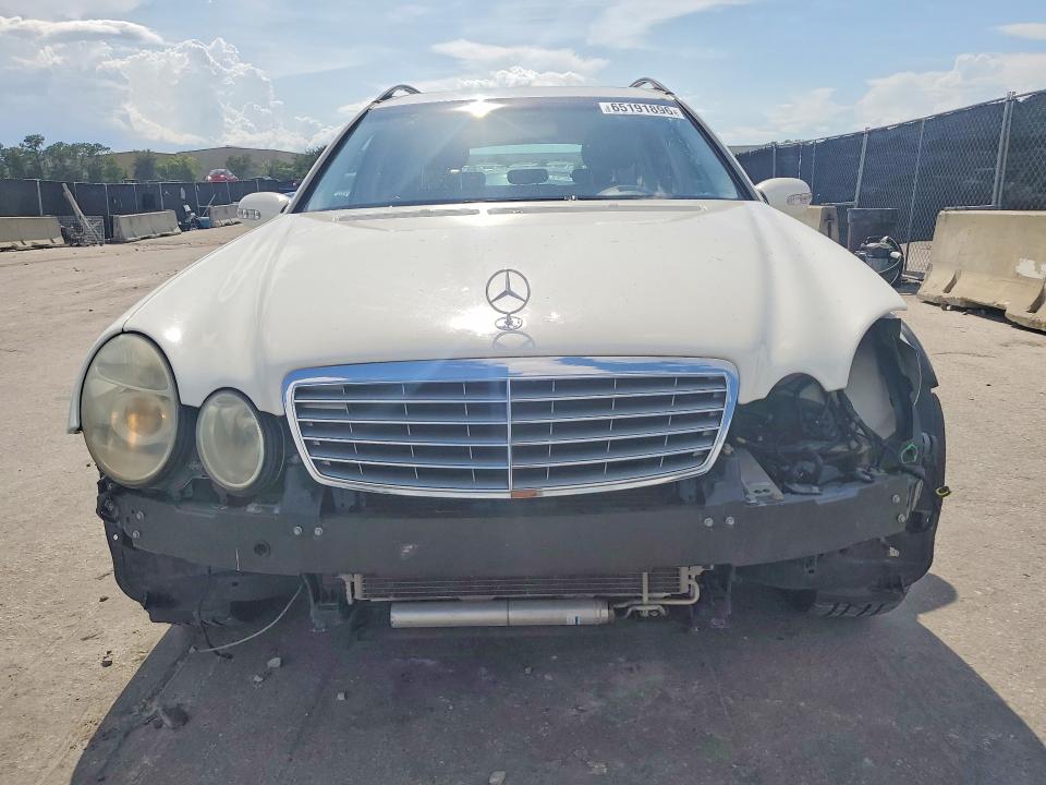 Photo 5 from auction – 2004 MERCEDES-BENZ E with VIN WDBUH65J14A544780